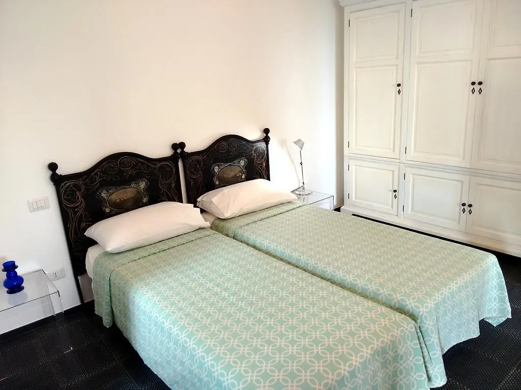 ** Bed & Breakfast Avocado B&B Beyond Giardini Naxos Italia