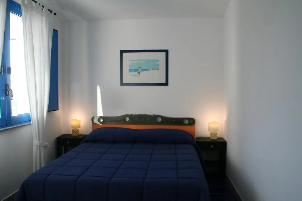 Avocado B&B Beyond Giardini Naxos 2*,  Italia