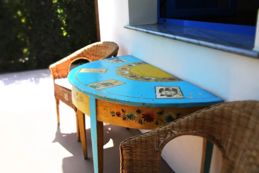 Bed & Breakfast Avocado B&B Beyond Giardini Naxos